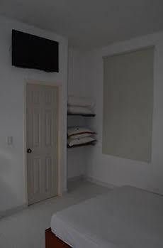 Boutique High Park 2*
