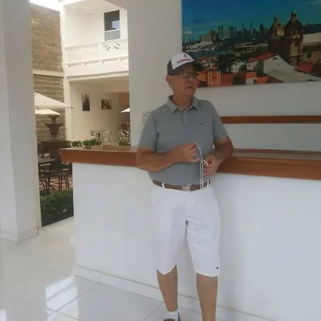 Boutique High Park Hotel 2*